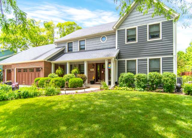 Property at 101 Fieldcrest Ct, Minooka, IL 60447, 4 beds, 2.5 baths