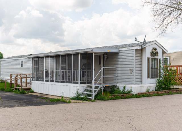 Property at 27w370 Geneva Rd #43, West Chicago, IL 60185, 2 beds, 1 bath