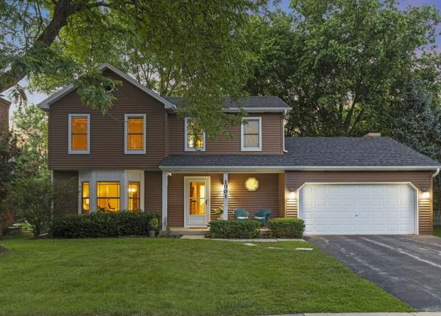 Property at 1001 Bay Hill Ave, Naperville, IL 60565, 5 beds, 2.5 baths