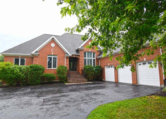 Property at 26159 N Hill Ave, Wauconda, IL 60084, 4 beds, 3.5 baths