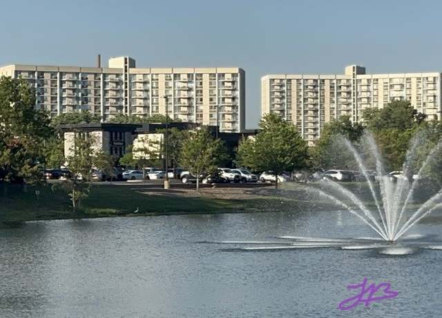 Property at 20 N Tower Rd Unit 9D, Oak Brook, IL 60523, 2 beds, 1 bath