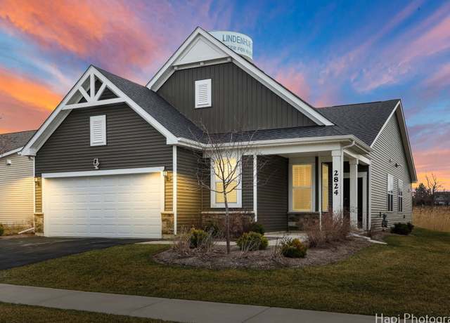 Property at 2824 Briargate Dr, Lindenhurst, IL 60046, 2 beds, 2 baths