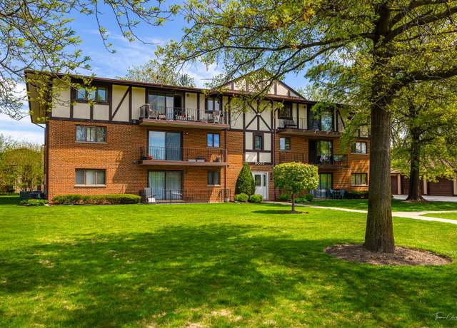 Property at 11005 S 84th Ave Unit 1D, Palos Hills, IL 60465, 2 beds, 1 bath