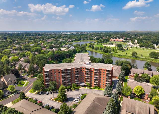 Property at 1 Bloomingdale Pl #301, Bloomingdale, IL 60108, 2 beds, 2 baths