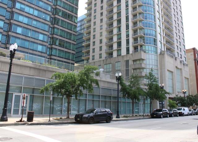 Property at 125 S Jefferson St #1207, Chicago, IL 60661, 2 beds, 2 baths