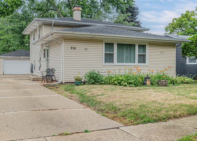 Property at 374 Heine Ave, Elgin, IL 60123, 3 beds, 2 baths