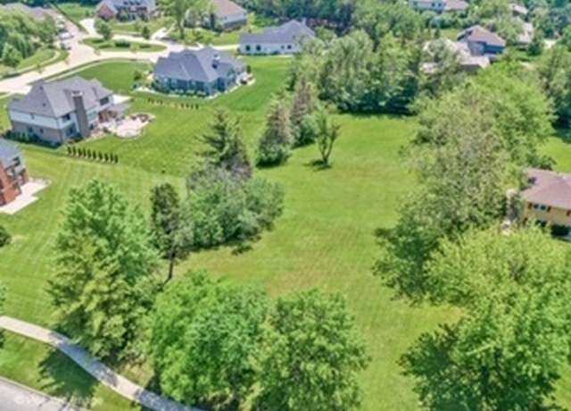 Property at 15W703 83rd St, Burr Ridge, IL 60527