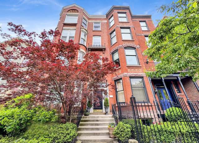 Property at 1814 N Lincoln Park W #3, Chicago, IL 60614, 3 beds, 2 baths