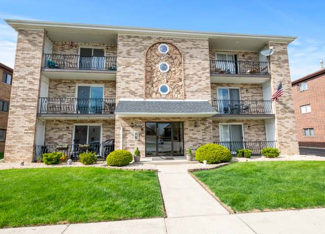 Property at 8130 168th Pl Unit 1E, Tinley Park, IL 60477, 2 beds, 1.5 baths