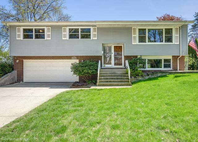 Property at 1017 Belair Dr, Darien, IL 60561, 3 beds, 2 baths