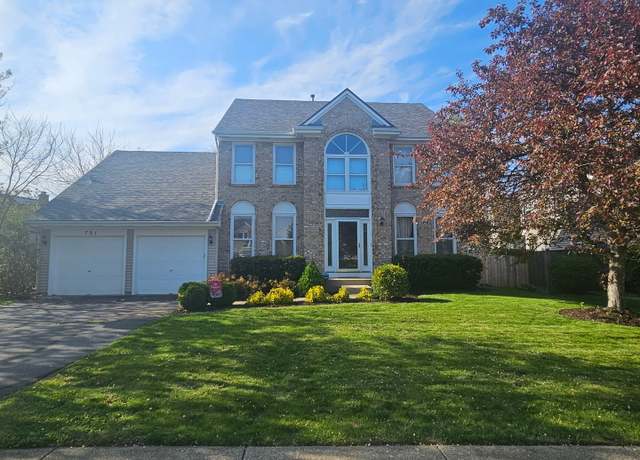 Property at 791 Williams Way, Vernon Hills, IL 60061, 5 beds, 3.5 baths