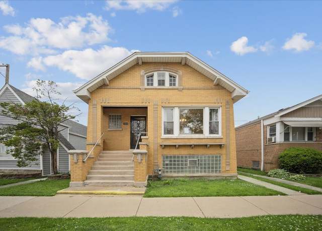 Property at 2215 Cuyler Ave, Berwyn, IL 60402, 3 beds, 2 baths