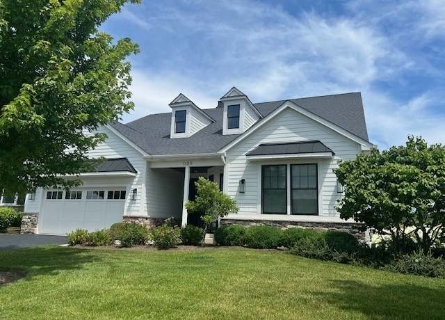 Property at 1109 Rebecca Ct, Libertyville, IL 60048, 4 beds, 4 baths