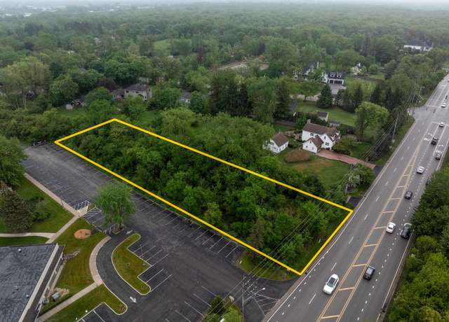 Property at 254 S St. Mary's Rd, Green Oaks, IL 60048