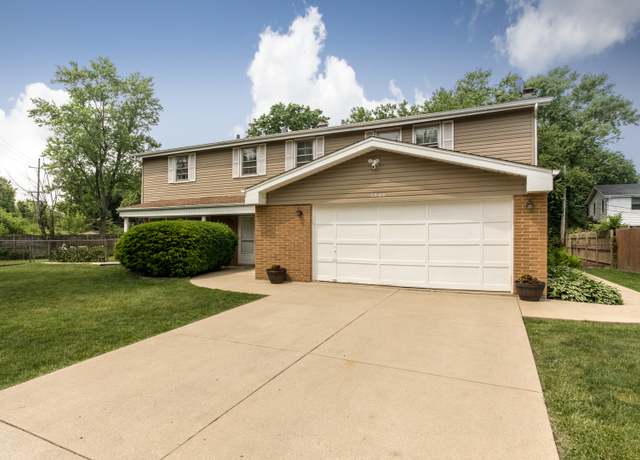 Property at 1504 Pfingsten Rd, Glenview, IL 60025, 5 beds, 3 baths