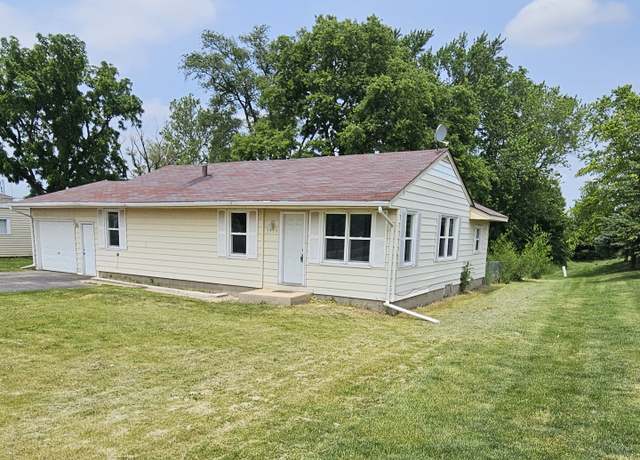 Property at 3959 Riverside Blvd, Rockford, IL 61101, 3 beds, 2 baths