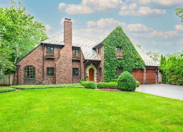 Property at 670 S Green Bay Rd, Lake Forest, IL 60045, 4 beds, 2.5 baths