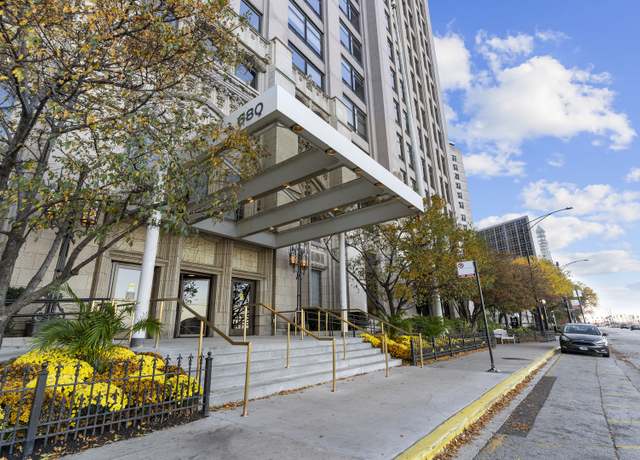 Property at 680 N Lake Shore Dr #1103, Chicago, IL 60611, 2 beds, 2.5 baths