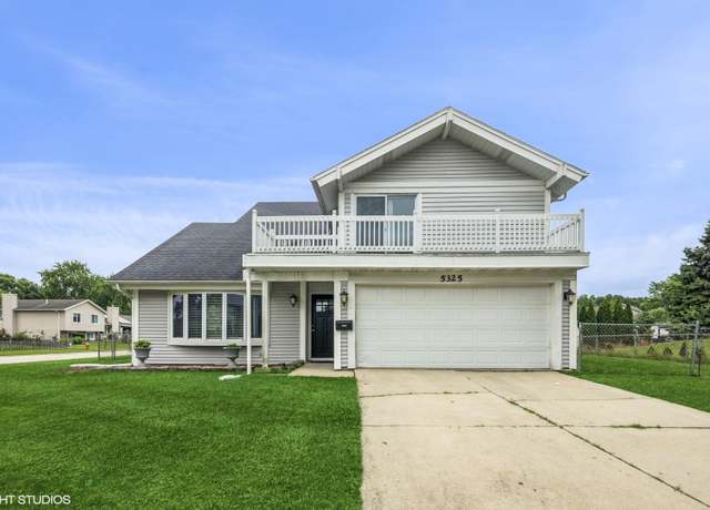 Property at 5325 Arlington Cir, Hanover Park, IL 60133, 4 beds, 2.5 baths
