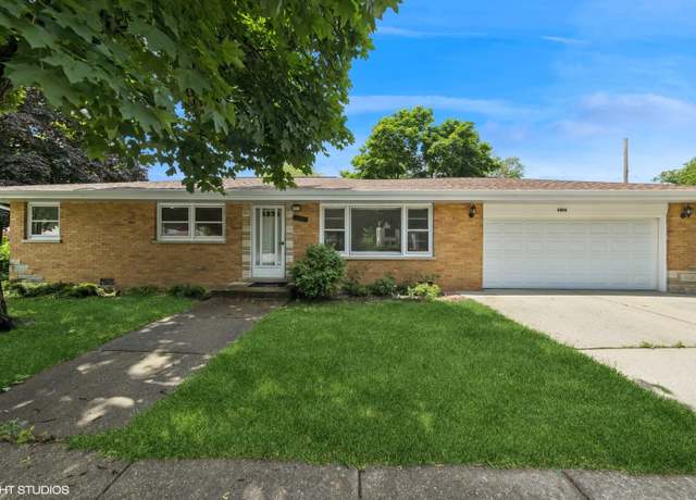 Property at 6800 W 97th St, Oak Lawn, IL 60453, 3 beds, 1 bath