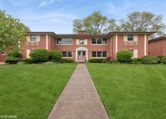 Property at 10720 W Cermak Rd, Westchester, IL 60154, 12 beds, 8 baths