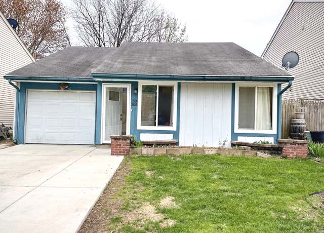 Property at 30w105 Maplewood Dr, Warrenville, IL 60555, 3 beds, 1 bath