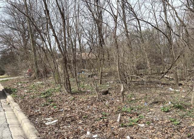 Property at 1213 W Park Front St, Joliet, IL 60436