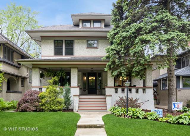 Property at 305 N Elmwood Ave, Oak Park, IL 60302, 5 beds, 2 baths