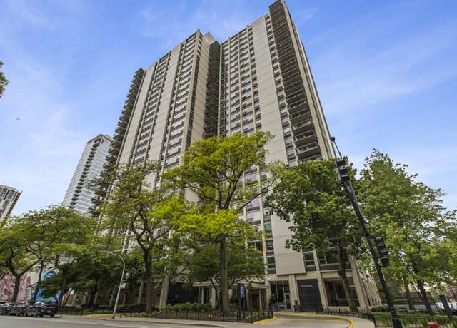 Property at 1255 N Sandburg Ter #2912, Chicago, IL 60610, 4 beds, 2.5 baths