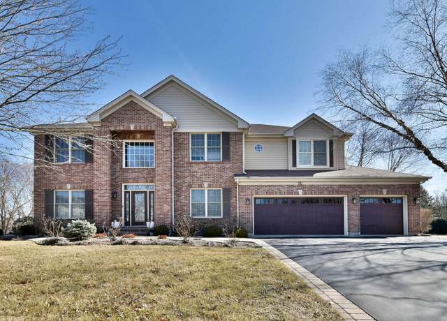 Property at 781 Hayrack Dr, Algonquin, IL 60102, 5 beds, 3.5 baths