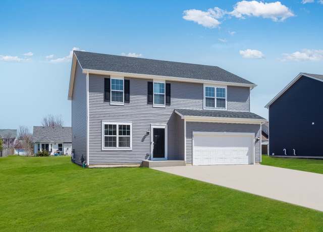 Property at 1039 Greenleaf St, Sycamore, IL 60178, 4 beds, 2.5 baths