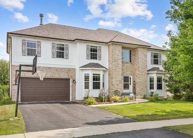Property at 1145 Heartland Dr, Yorkville, IL 60560, 4 beds, 3.5 baths