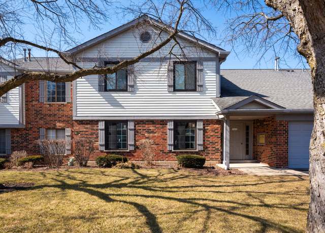 Property at 1631 W Partridge Ct #8, Arlington Heights, IL 60004, 3 beds, 2 baths