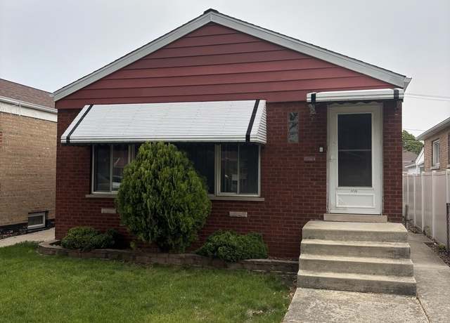 Property at 4745 S Leamington Ave, Chicago, IL 60638, 3 beds, 1 bath