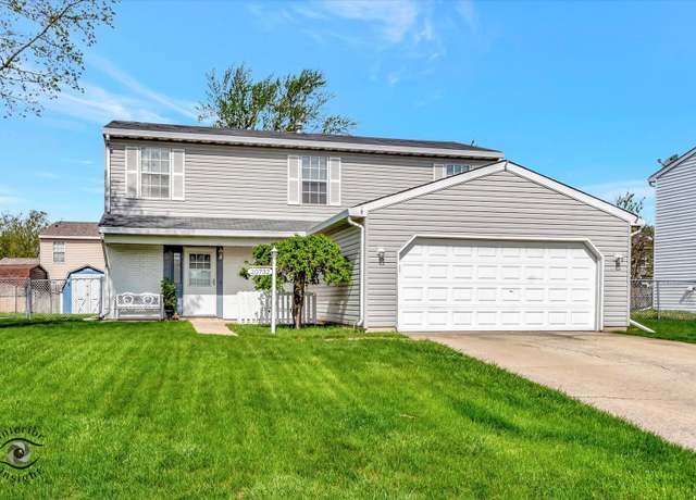Property at 20732 S Acorn Ridge Dr, Frankfort, IL 60423, 4 beds, 1.5 baths