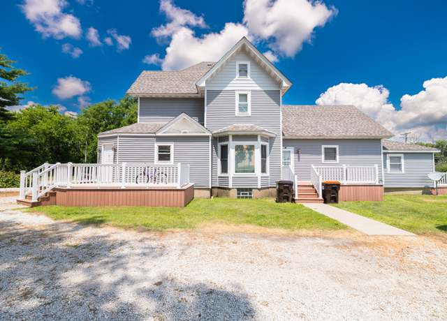 Property at 718 West Third St S, Wenona, IL 61377, 7 beds, 3 baths