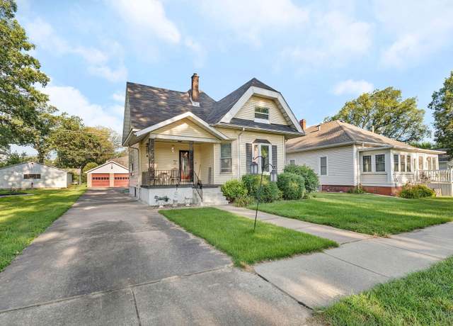Property at 1104 S Bloomington St, Streator, IL 61364, 3 beds, 1 bath