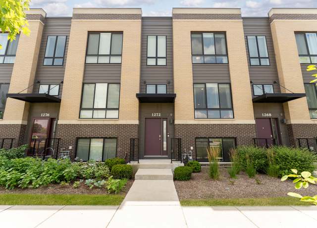 Property at 1272 Quadrant Ln, Schaumburg, IL 60173, 3 beds, 2.5 baths