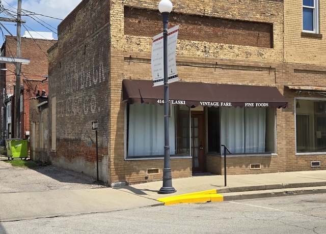 Property at 414 Pulaski St, Lincoln, IL 62656