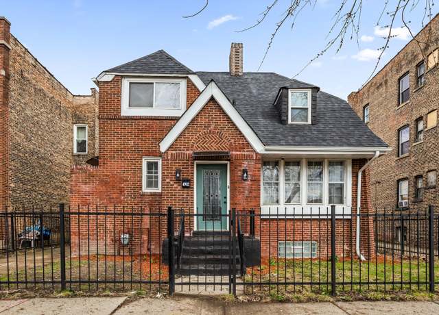 Property at 4902 W Adams St, Chicago, IL 60644, 4 beds, 1.5 baths