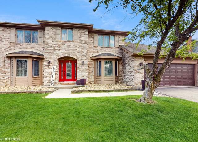 Property at 2946 Carmel Dr, Flossmoor, IL 60422, 5 beds, 3 baths