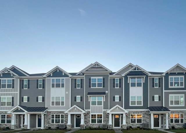 Property at 362 Bridgeview Ct, St. Charles, IL 60174, 3 beds, 2.5 baths