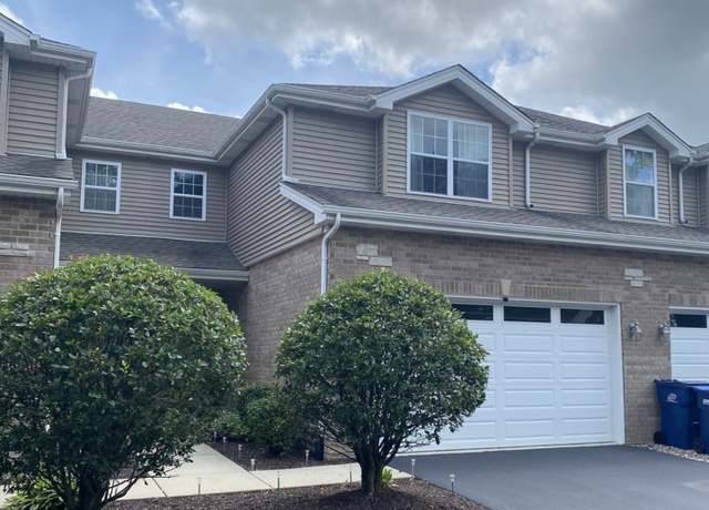 Property at 7009 W Crandall Ave, Worth, IL 60482, 3 beds, 2.5 baths