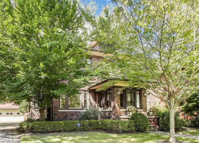 Property at 1028 N Sheridan Rd, Waukegan, IL 60085, 4 beds, 1.5 baths
