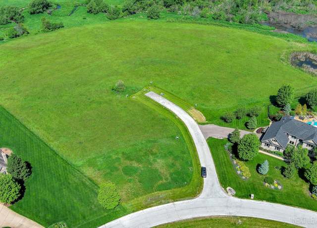 Property at 5 Derek Dr, Elburn, IL 60119