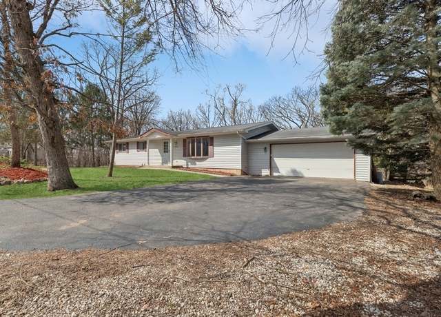 Property at 38520 N Lincoln Ave, Spring Grove, IL 60081, 5 beds, 3.5 baths