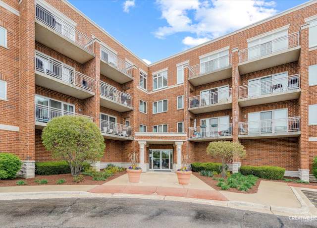 Property at 515 Main St #402, West Chicago, IL 60185, 2 beds, 2 baths