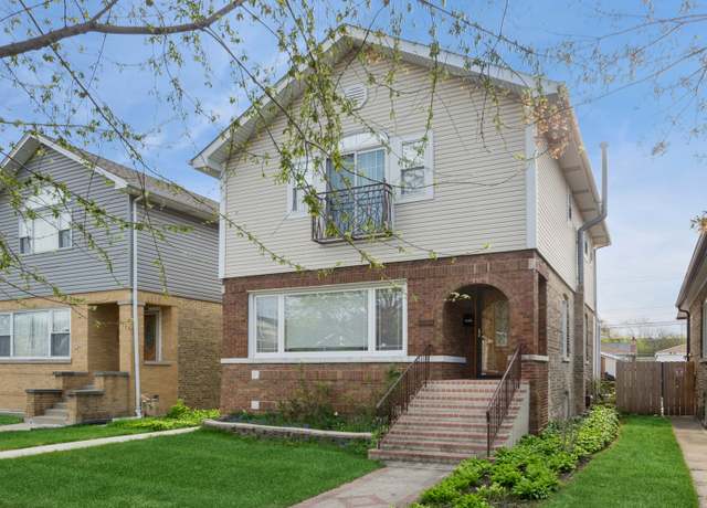 Property at 5138 N Kolmar Ave, Chicago, IL 60630, 4 beds, 4 baths
