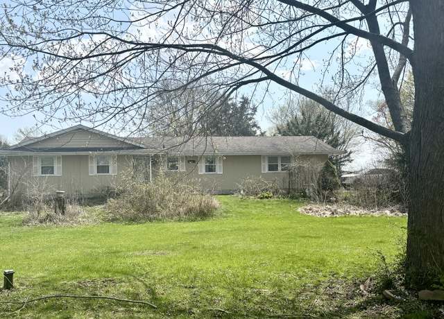 Property at 8029 Huber Rd, Belvidere, IL 61008, 3 beds, 1.5 baths
