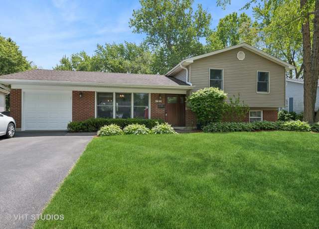 Property at 150 Red Bridge Rd, Lake Zurich, IL 60047, 3 beds, 1.5 baths